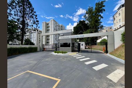 Apartamento à venda com 45m², 2 quartos e 1 vaga Apartamento à venda com 45m², 2 quartos e 1 vagaFachada e portaria