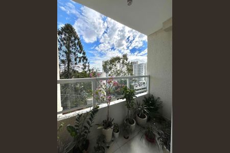 Apartamento à venda com 45m², 2 quartos e 1 vaga Apartamento à venda com 45m², 2 quartos e 1 vagaVista da Sacada