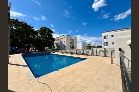 Apartamento à venda com 45m², 2 quartos e 1 vaga Apartamento à venda com 45m², 2 quartos e 1 vagaÁrea comum - Piscina