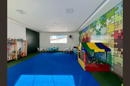 Apartamento à venda com 45m², 2 quartos e 1 vaga Apartamento à venda com 45m², 2 quartos e 1 vagaÁrea Comum - brinquedoteca