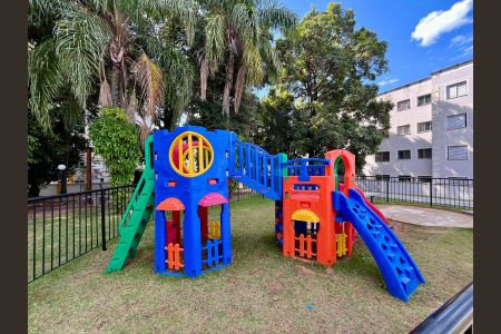 Apartamento à venda com 45m², 2 quartos e 1 vaga Apartamento à venda com 45m², 2 quartos e 1 vagaÁrea comum - Playground