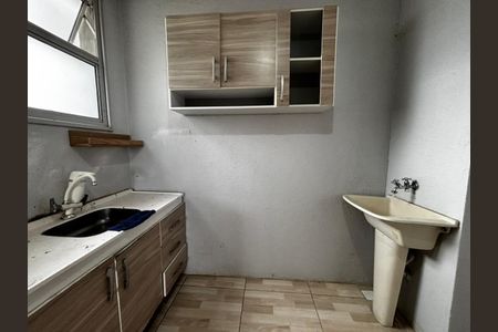 Cozinha de apartamento para alugar com 2 quartos, 56m² em Olaria, Canoas