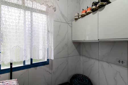 Apartamento à venda com 45m², 2 quartos e 1 vaga Apartamento à venda com 45m², 2 quartos e 1 vagaArea de Serviço