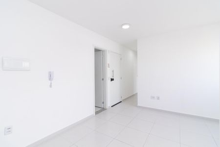 Sala de apartamento para alugar com 2 quartos, 46m² em Vila Paranagua, São Paulo