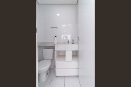 Apartamento para alugar com 46m², 2 quartos e 1 vaga Apartamento para alugar com 46m², 2 quartos e 1 vagaBanheiro