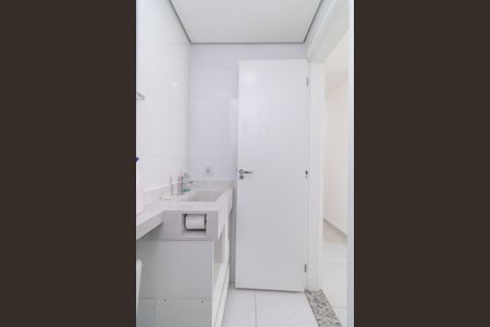 Apartamento para alugar com 46m², 2 quartos e 1 vaga Apartamento para alugar com 46m², 2 quartos e 1 vagaBanheiro