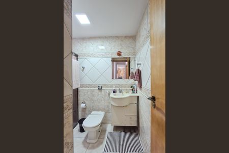 Apartamento à venda com 70m², 2 quartos e 1 vaga Apartamento à venda com 70m², 2 quartos e 1 vagaBanheiro Social