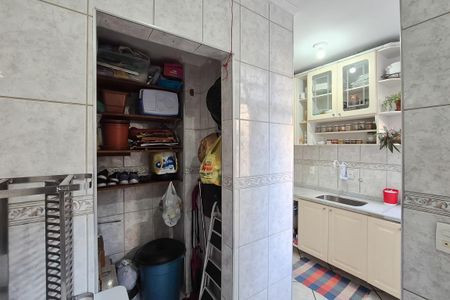 Apartamento à venda com 70m², 2 quartos e 1 vaga Apartamento à venda com 70m², 2 quartos e 1 vagaÁrea de Serviço