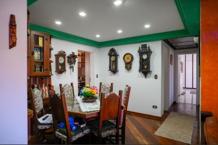 Apartamento para alugar com 151m², 3 quartos e 2 vagas Apartamento para alugar com 151m², 3 quartos e 2 vagasSala de Jantar