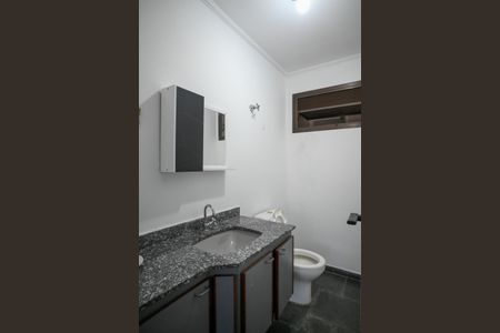Apartamento para alugar com 151m², 3 quartos e 2 vagas Apartamento para alugar com 151m², 3 quartos e 2 vagasLavabo