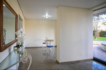 Apartamento para alugar com 151m², 3 quartos e 2 vagas Apartamento para alugar com 151m², 3 quartos e 2 vagasHall de entrada