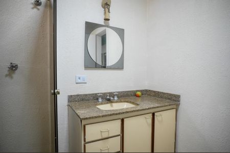 Apartamento para alugar com 151m², 3 quartos e 2 vagas Apartamento para alugar com 151m², 3 quartos e 2 vagasBanheiro Social