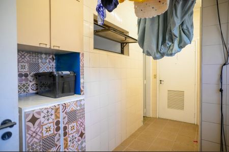 Apartamento para alugar com 151m², 3 quartos e 2 vagas Apartamento para alugar com 151m², 3 quartos e 2 vagasÁrea de Serviço