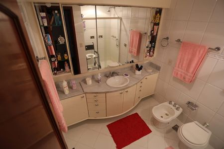 Banheiro de apartamento à venda com 4 quartos, 206m² em Tijuca, Rio de Janeiro