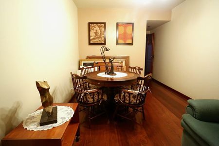 Sala de apartamento à venda com 4 quartos, 206m² em Tijuca, Rio de Janeiro