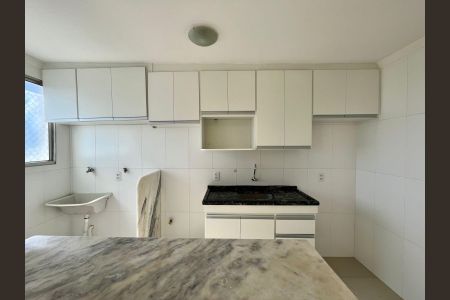 Apartamento para alugar com 52m², 2 quartos e 1 vaga Apartamento para alugar com 52m², 2 quartos e 1 vagaCozinha e Área de Serviço