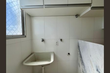 Apartamento para alugar com 52m², 2 quartos e 1 vaga Apartamento para alugar com 52m², 2 quartos e 1 vagaCozinha e Área de Serviço