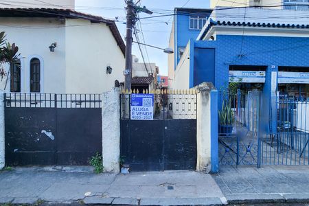 Casa de condomínio à venda com 148m², 2 quartos e sem vaga Casa de condomínio à venda com 148m², 2 quartos e sem vagaFachada