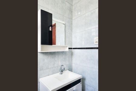 Casa de condomínio à venda com 148m², 2 quartos e sem vaga Casa de condomínio à venda com 148m², 2 quartos e sem vagaBanheiro