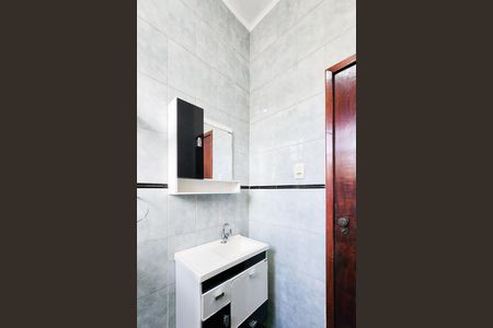 Casa de condomínio à venda com 148m², 2 quartos e sem vaga Casa de condomínio à venda com 148m², 2 quartos e sem vagaBanheiro