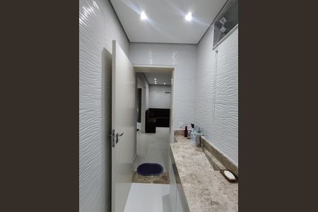 Casa para alugar com 221m², 4 quartos e 2 vagas Casa para alugar com 221m², 4 quartos e 2 vagasLavabo