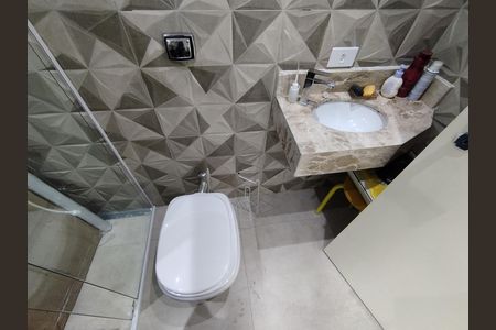 Banheiro - torneira de casa à venda com 4 quartos, 221m² em Bosque da Saúde, São Paulo