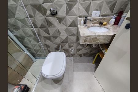 Casa para alugar com 221m², 4 quartos e 2 vagas Casa para alugar com 221m², 4 quartos e 2 vagasBanheiro - torneira