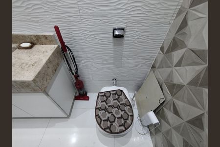 Casa para alugar com 221m², 4 quartos e 2 vagas Casa para alugar com 221m², 4 quartos e 2 vagasLavabo