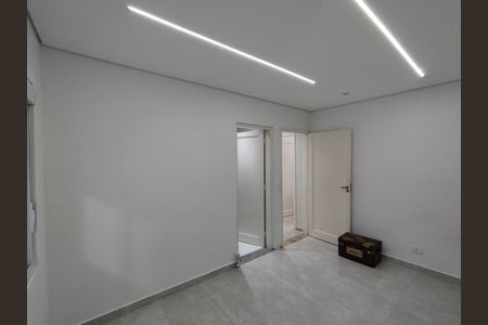 Casa para alugar com 221m², 4 quartos e 2 vagas Casa para alugar com 221m², 4 quartos e 2 vagasSuíte 2