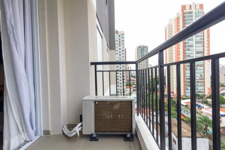 Studio para alugar com 26m², 1 quarto e sem vaga Studio para alugar com 26m², 1 quarto e sem vagaStudio - varanda