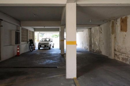 Apartamento para alugar com 900m², 2 quartos e 1 vaga Apartamento para alugar com 900m², 2 quartos e 1 vagaGaragem