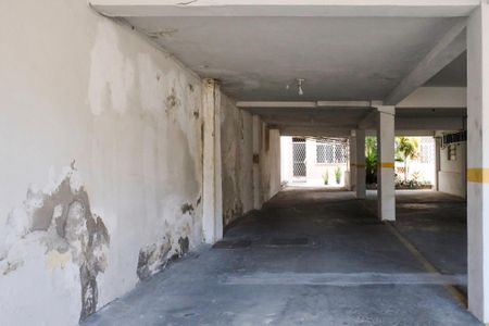 Apartamento para alugar com 900m², 2 quartos e 1 vaga Apartamento para alugar com 900m², 2 quartos e 1 vagaGaragem
