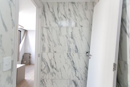Apartamento para alugar com 38m², 2 quartos e sem vaga Apartamento para alugar com 38m², 2 quartos e sem vagaBanheiro