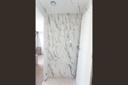 Apartamento para alugar com 38m², 2 quartos e sem vaga Apartamento para alugar com 38m², 2 quartos e sem vagaBanheiro
