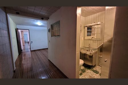 Casa para alugar com 106m², 2 quartos e 2 vagas Casa para alugar com 106m², 2 quartos e 2 vagasSuite