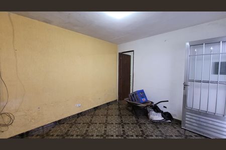 Sala de casa para alugar com 2 quartos, 106m² em Vila Ercilia, Itaquaquecetuba