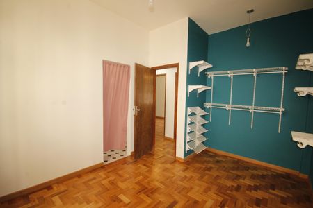Apartamento à venda com 115m², 3 quartos e 1 vagaquarto 3