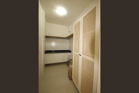 Apartamento à venda com 115m², 3 quartos e 1 vagaÁrea de Serviço