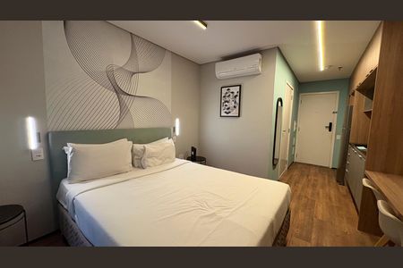 Studio à venda com 28m², 1 quarto e sem vaga