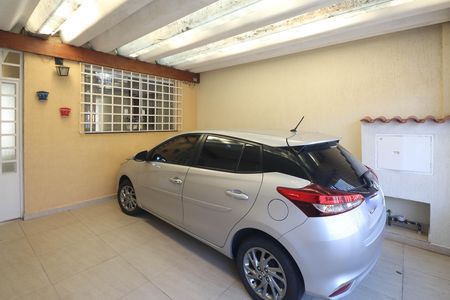 Casa à venda com 180m², 3 quartos e 2 vagas