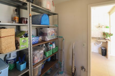 Casa à venda com 180m², 3 quartos e 2 vagas