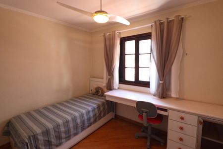 Casa à venda com 180m², 3 quartos e 2 vagas
