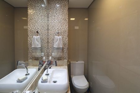 Casa à venda com 180m², 3 quartos e 2 vagas