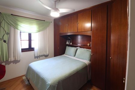 Casa à venda com 180m², 3 quartos e 2 vagas