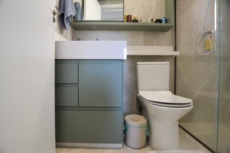 Apartamento à venda com 50m², 2 quartos e 1 vaga Apartamento à venda com 50m², 2 quartos e 1 vagaBANHEIRO