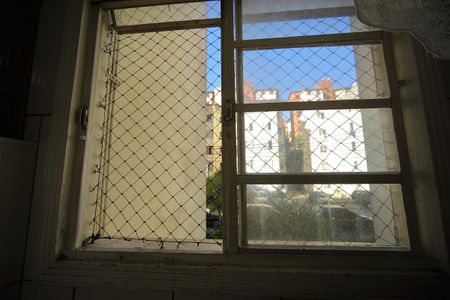 Apartamento para alugar com 42m², 2 quartos e sem vagaÁrea de Serviço ( janela -vista ) 