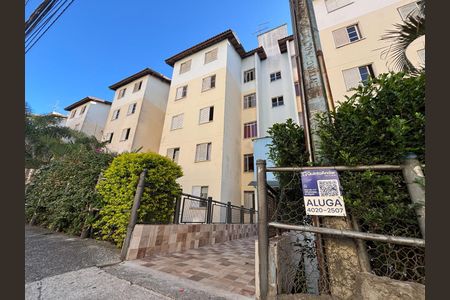 Apartamento para alugar com 42m², 2 quartos e sem vaga Apartamento para alugar com 42m², 2 quartos e sem vagaFachada