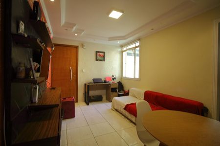 Apartamento para alugar com 42m², 2 quartos e sem vagaSala