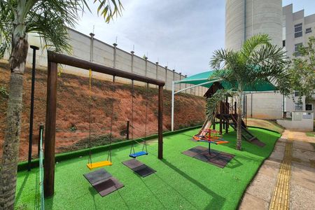 Apartamento à venda com 42m², 2 quartos e 1 vaga Apartamento à venda com 42m², 2 quartos e 1 vagaÁrea comum - Playground