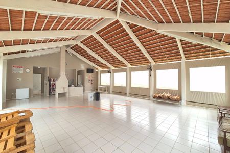 Apartamento à venda com 42m², 2 quartos e 1 vaga Apartamento à venda com 42m², 2 quartos e 1 vagaÁrea comum - Salão de festas